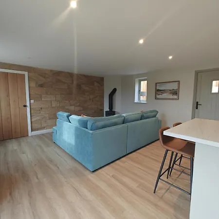 2 Bed In Oc-f34013 *