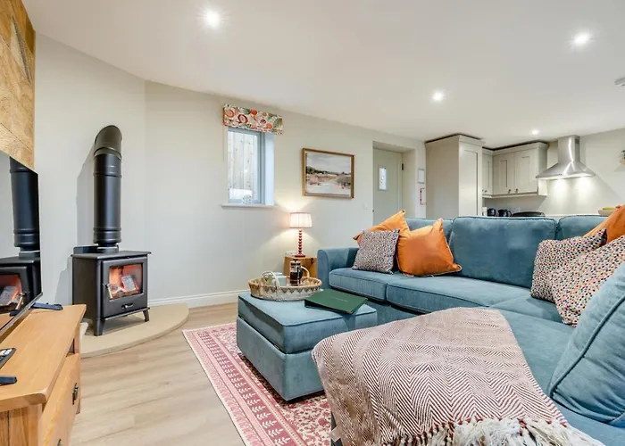 2 Bed In Oc-f34013 *