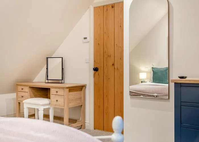 2 Bed In Oc-f34013