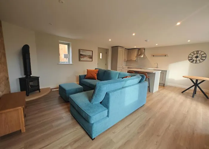 2 Bed In Oc-f34013 *