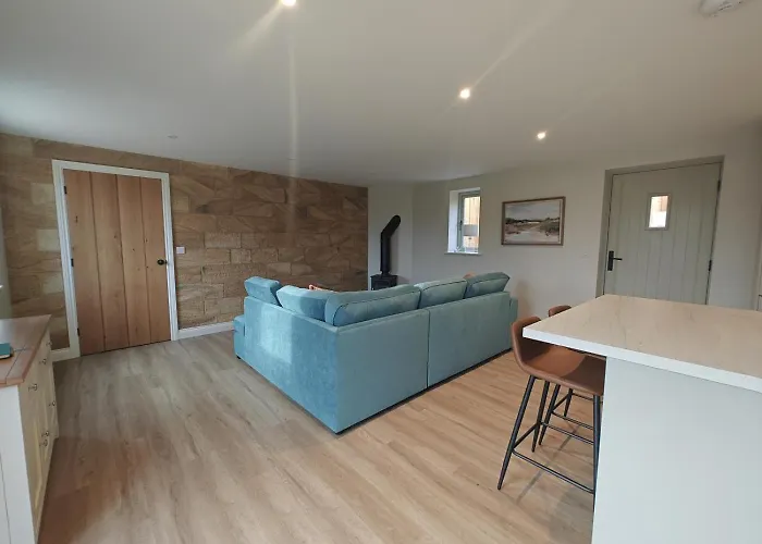 2 Bed In Oc-f34013 *