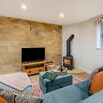 2 Bed In Oc-f34013 *